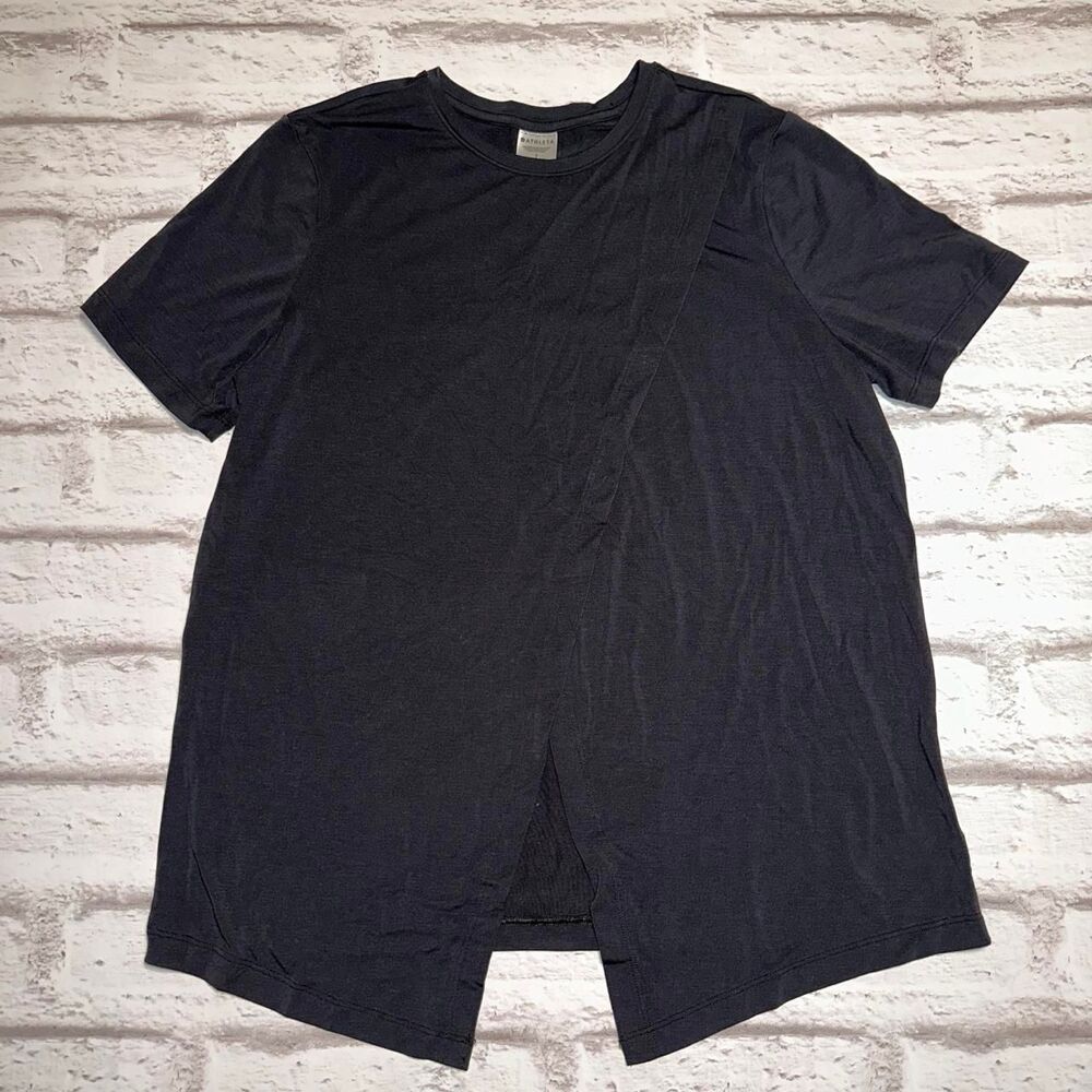 Athleta gym shirt